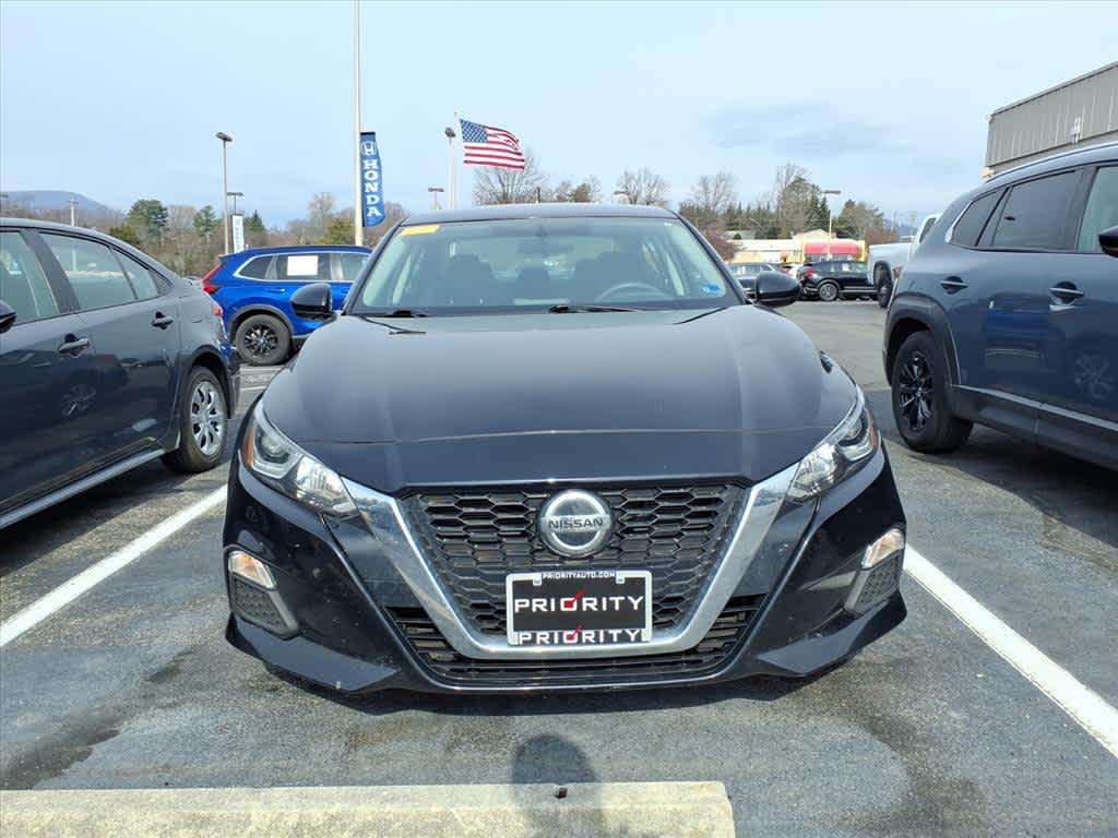 Thumbnail: 2020 Nissan Altima - 8