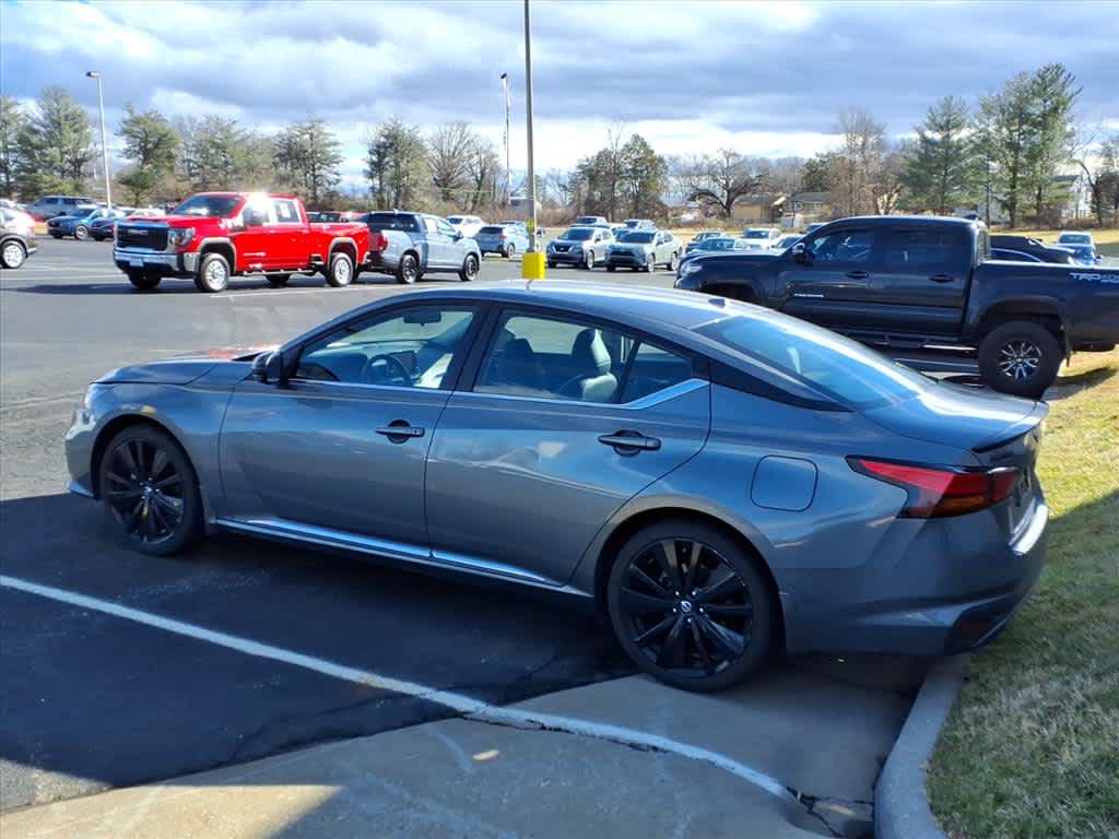 Thumbnail: 2022 Nissan Altima - 13