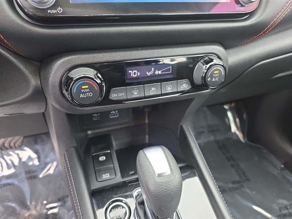 Thumbnail: 2024 Nissan Kicks - 23