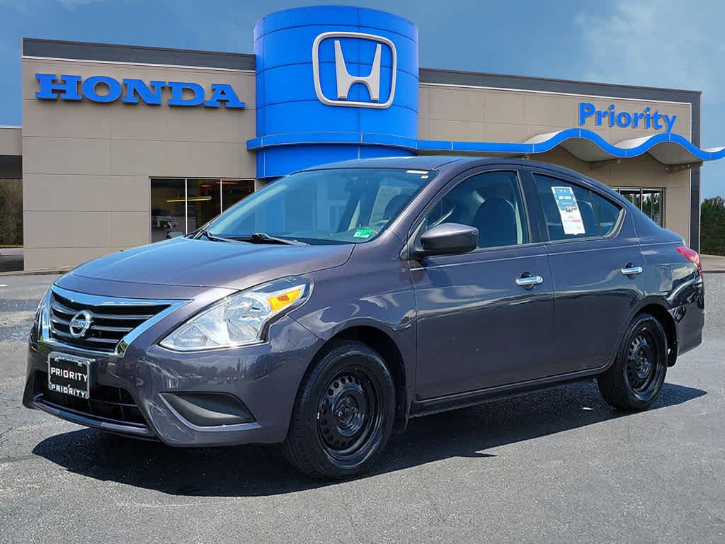 2015 Nissan Versa 1.6 SV -
                  Roanoke, VA