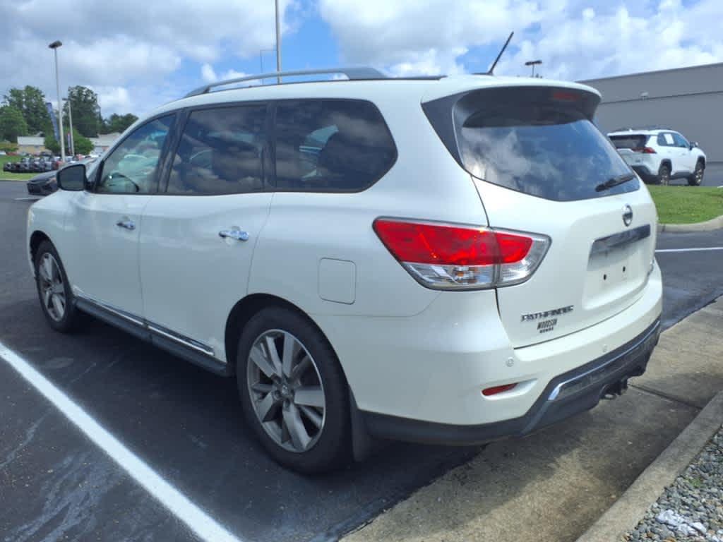 Thumbnail: 2015 Nissan Pathfinder - 2