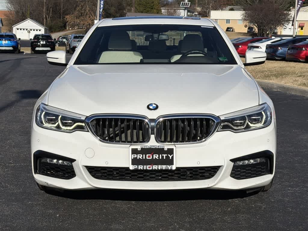 Thumbnail: 2017 BMW 5 Series - 4