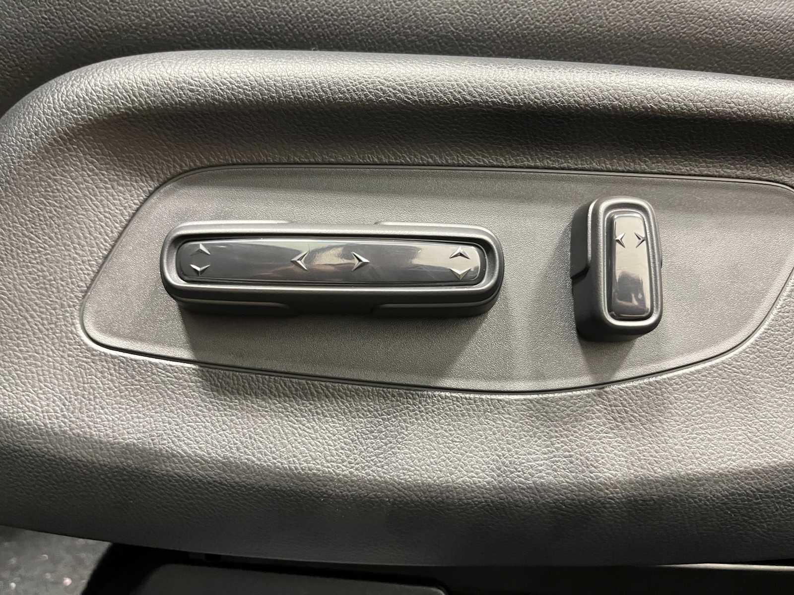 Thumbnail: 2026 Honda HR-V - 13