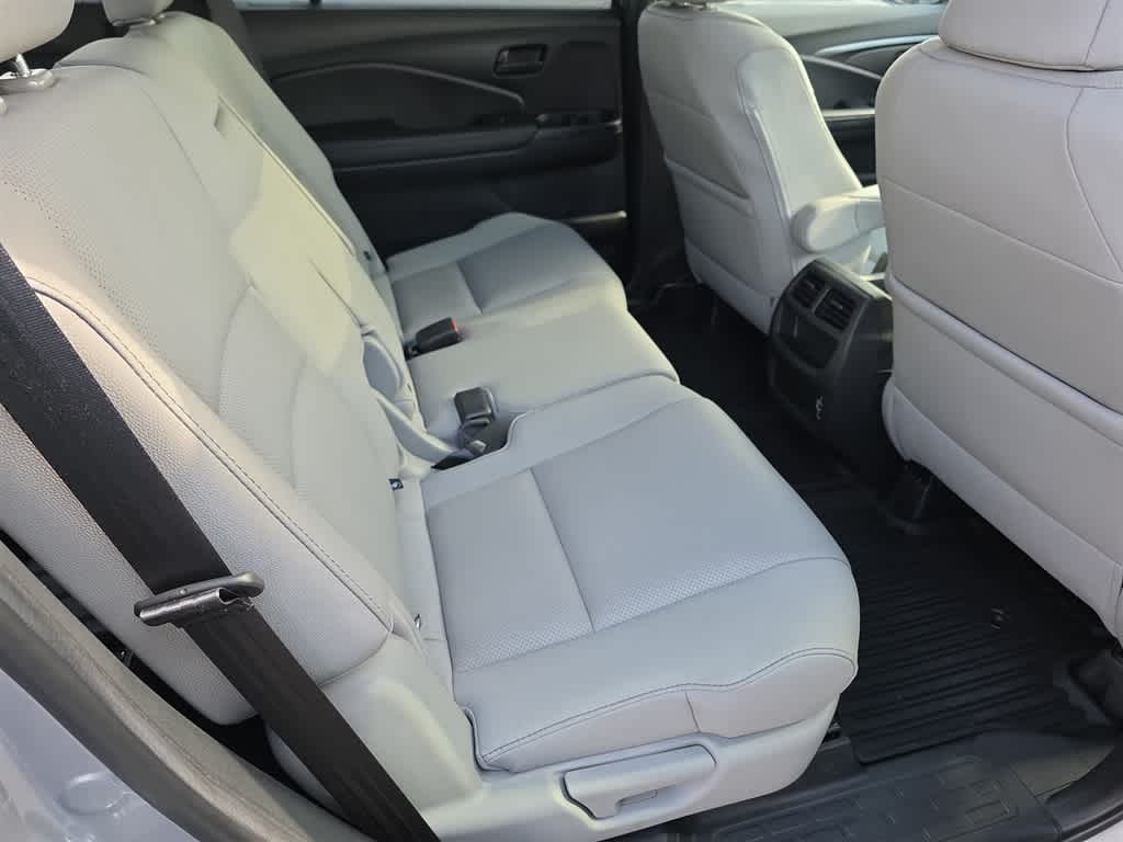 Thumbnail: 2023 Honda Passport - 13