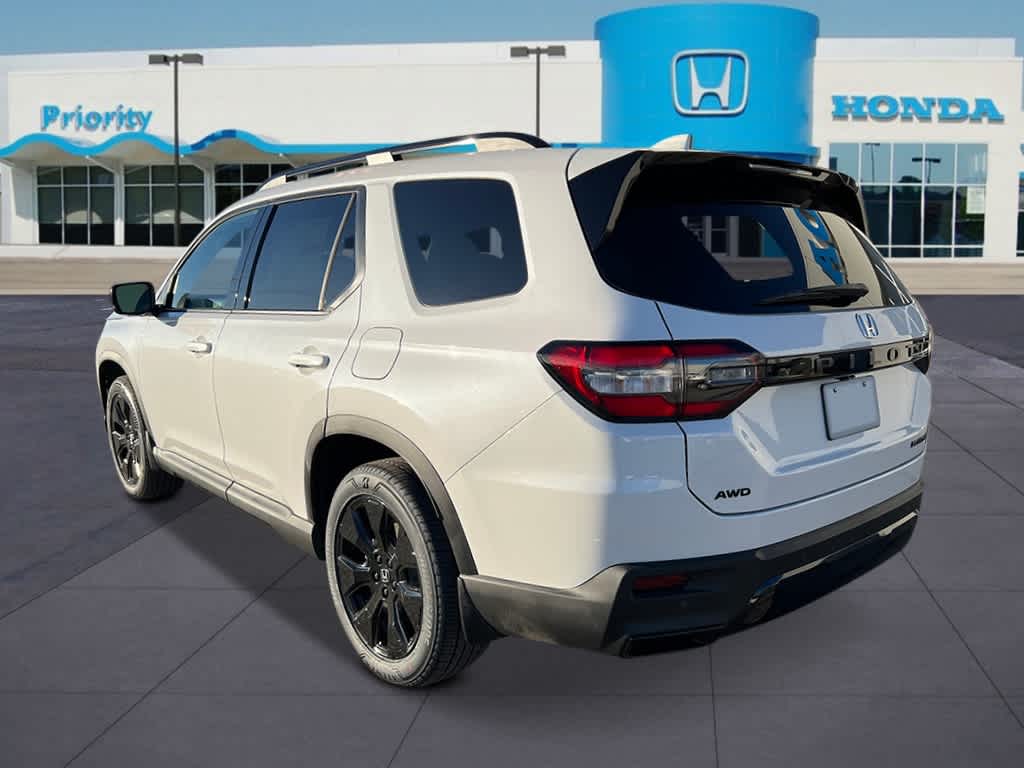 Thumbnail: 2026 Honda Pilot - 3