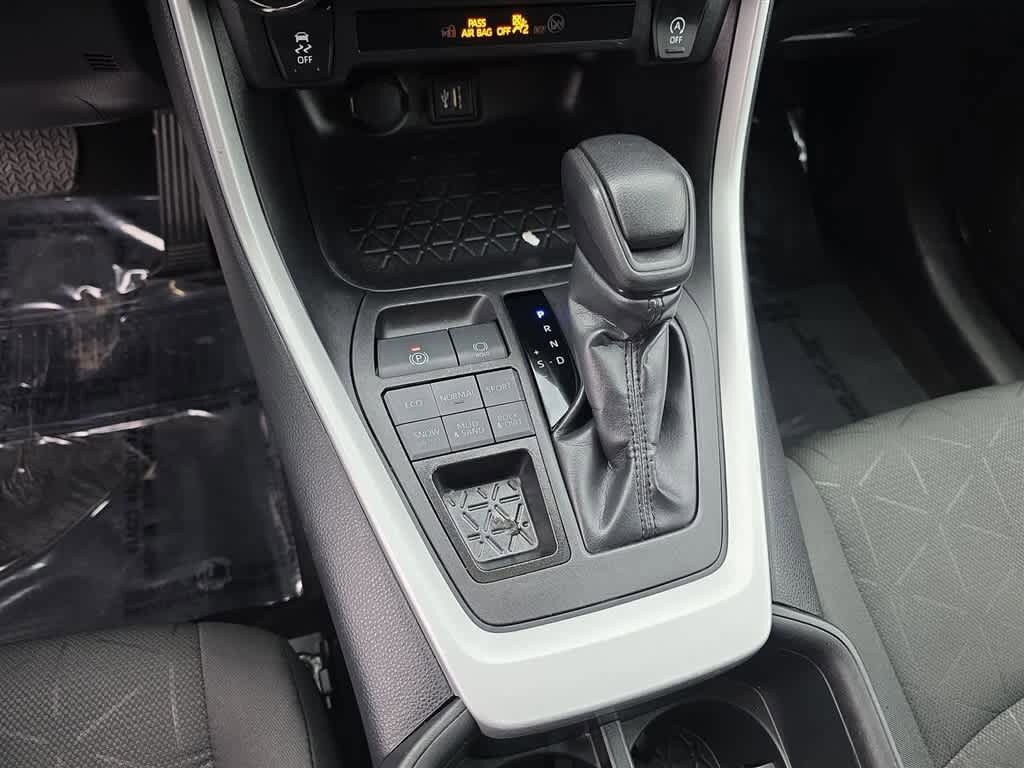 Thumbnail: 2024 Toyota RAV4 - 23