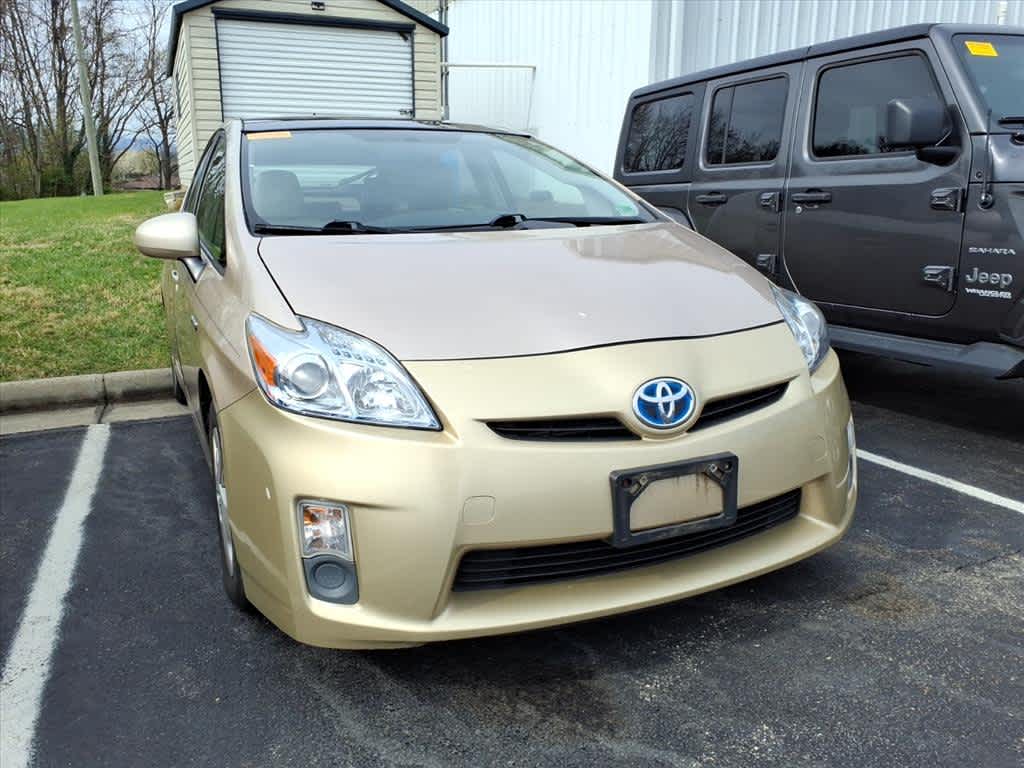 Thumbnail: 2011 Toyota Prius - 10