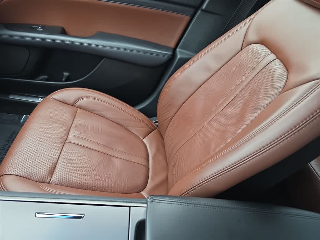 Thumbnail: 2017 Lincoln MKZ - 26