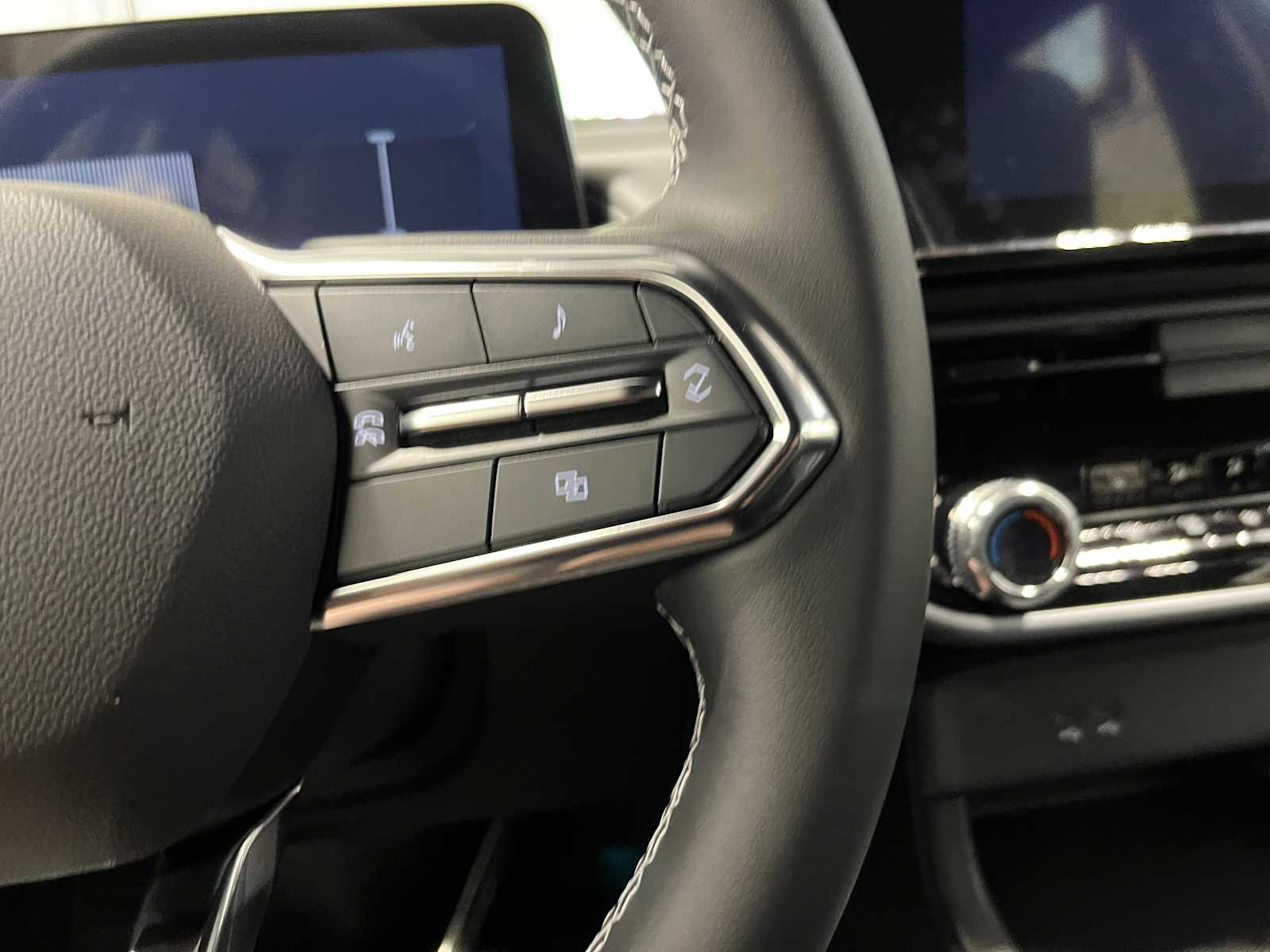 Thumbnail: 2026 Honda Prologue - 17