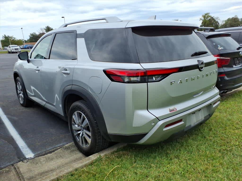 Thumbnail: 2023 Nissan Pathfinder - 2