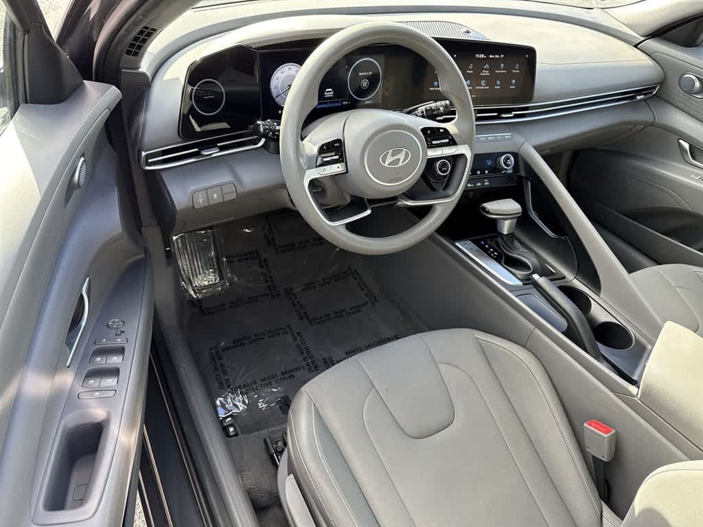 Thumbnail: 2024 Hyundai Elantra - 15