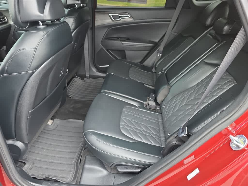 Thumbnail: 2023 Kia Sportage - 18