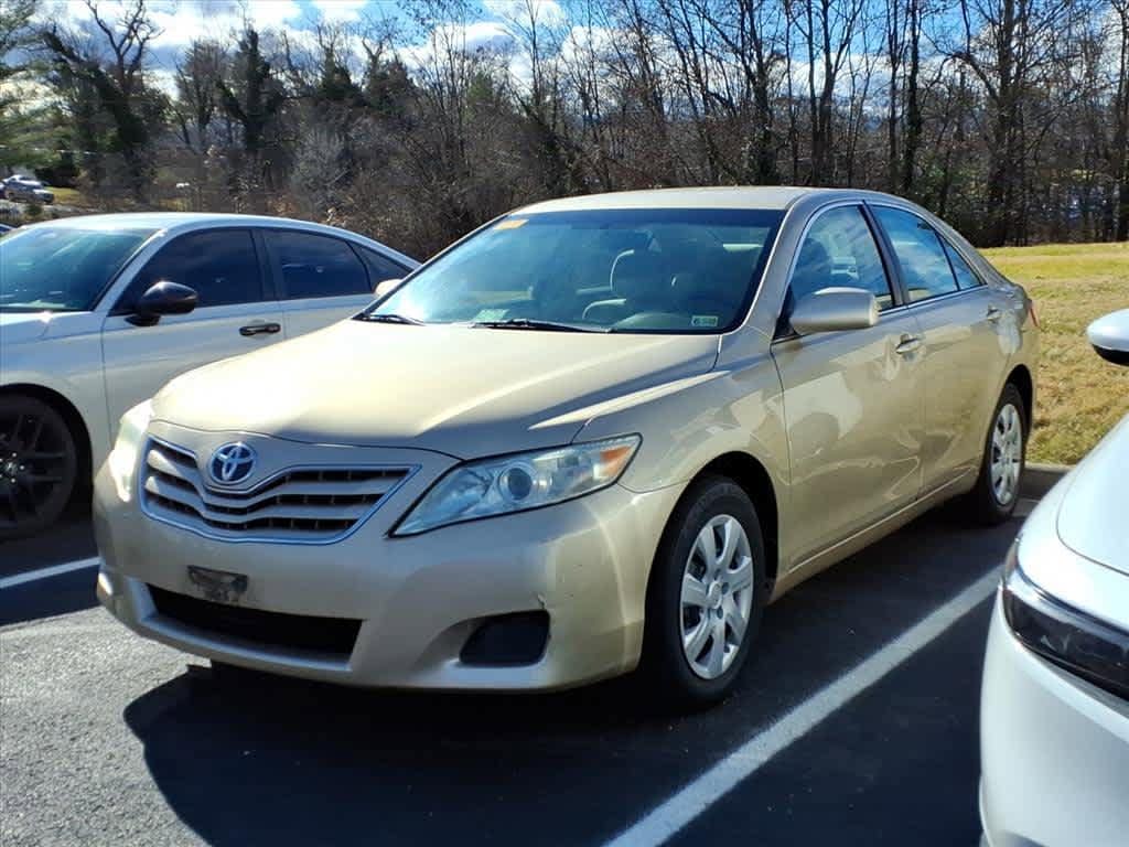 2011 Toyota Camry LE -
                  Roanoke, VA