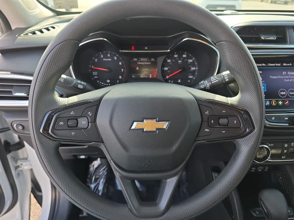 Thumbnail: 2022 Chevrolet TrailBlazer - 18