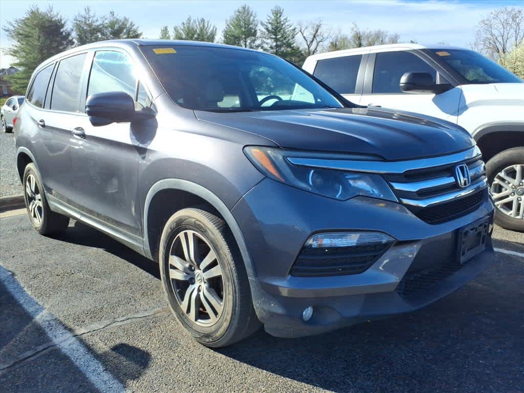Thumbnail: 2017 Honda Pilot - 12