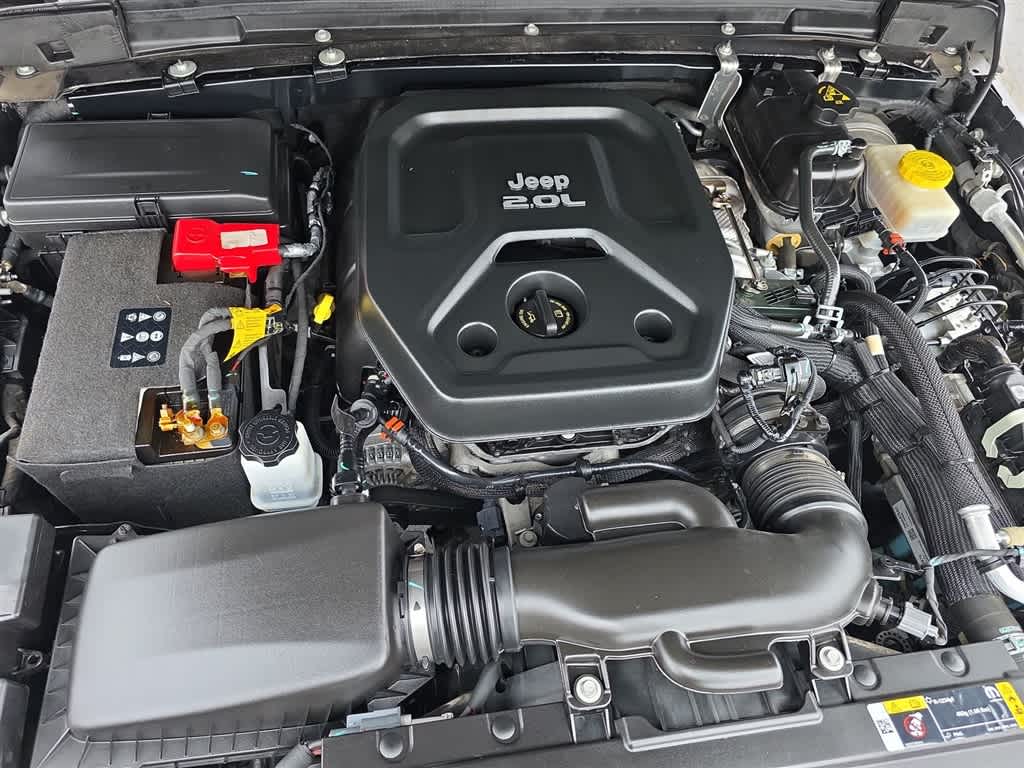 Thumbnail: 2022 Jeep Wrangler - 31