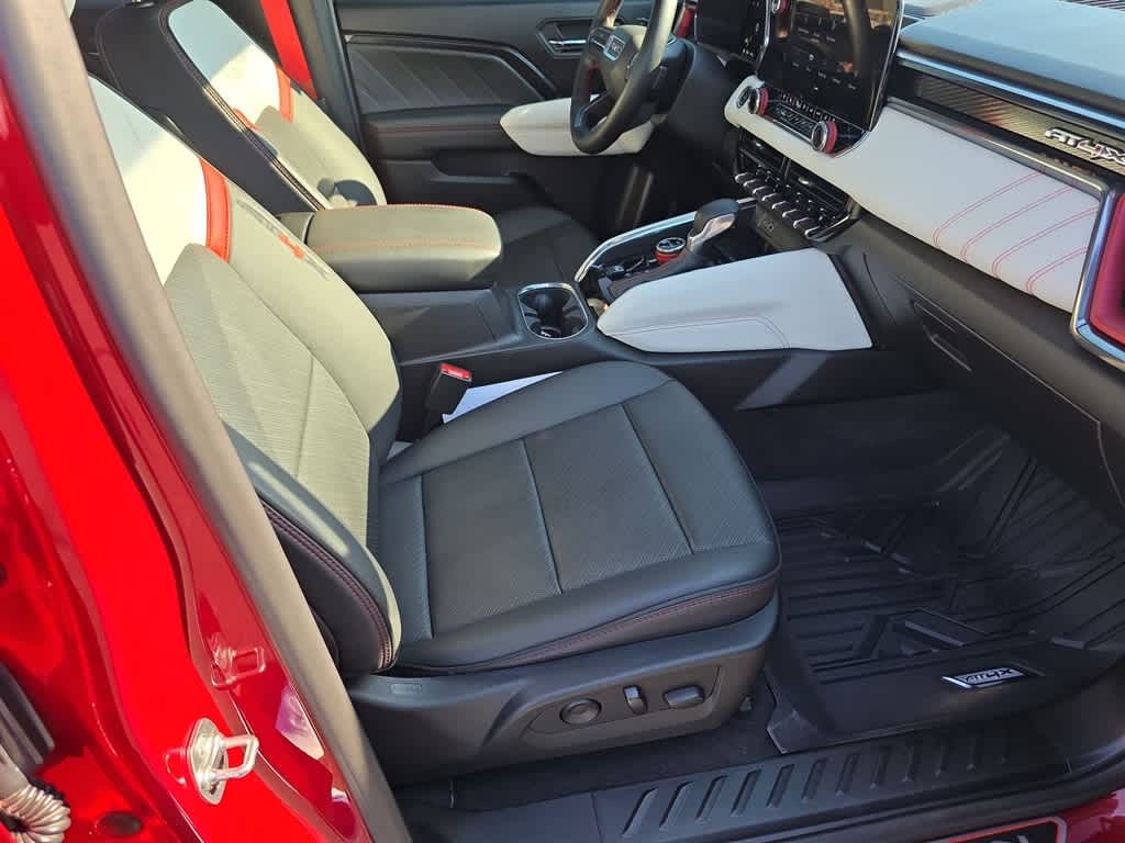 Thumbnail: 2024 GMC Canyon - 29