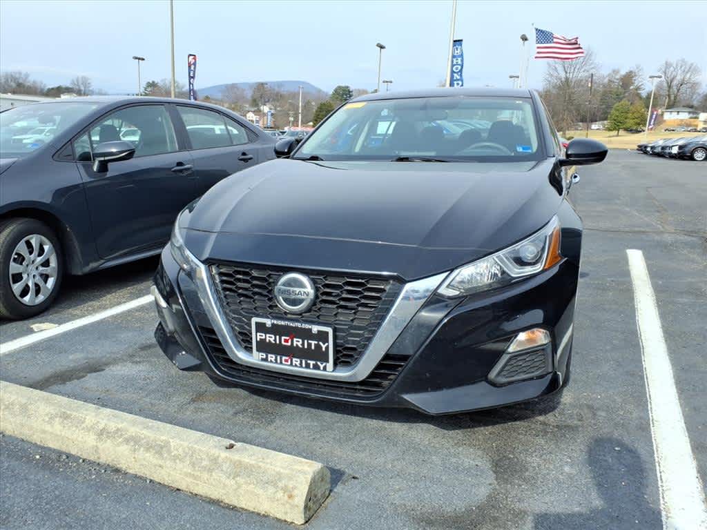 Thumbnail: 2020 Nissan Altima - 5