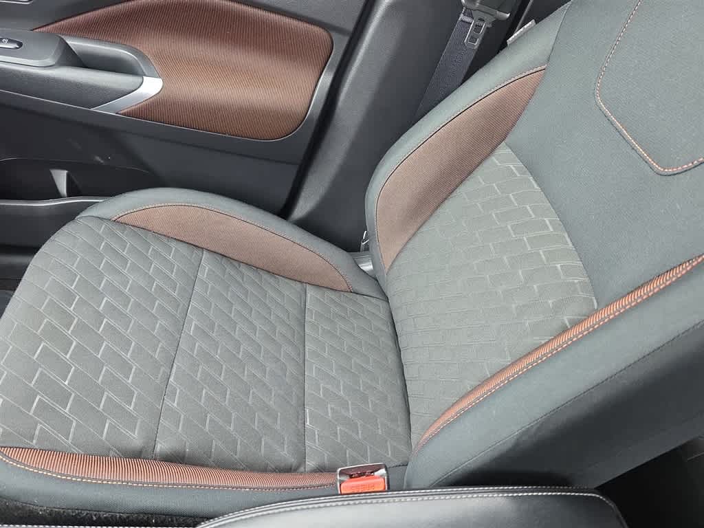 Thumbnail: 2024 Nissan Kicks - 26