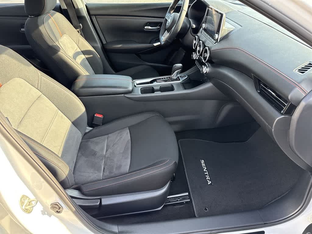 Thumbnail: 2024 Nissan Sentra - 10