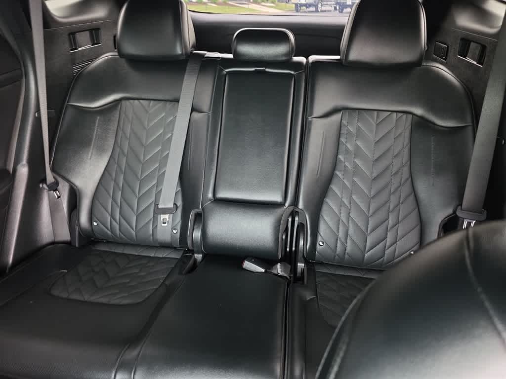 Thumbnail: 2023 Kia Sportage - 16