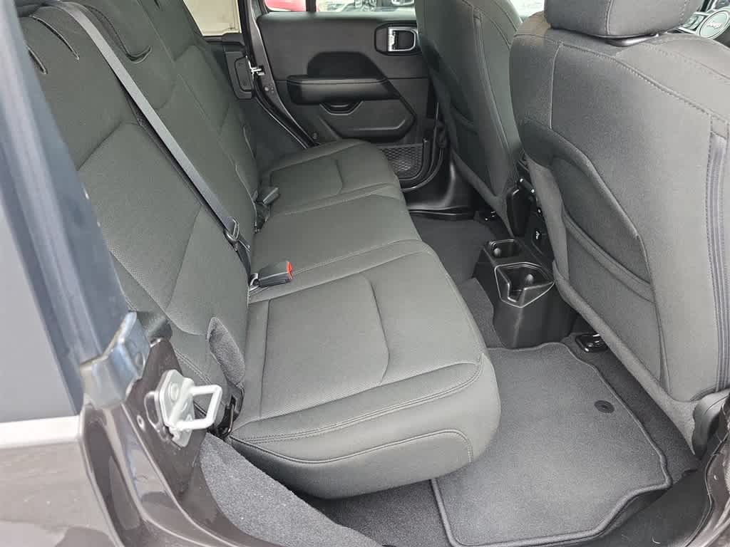 Thumbnail: 2022 Jeep Wrangler - 13