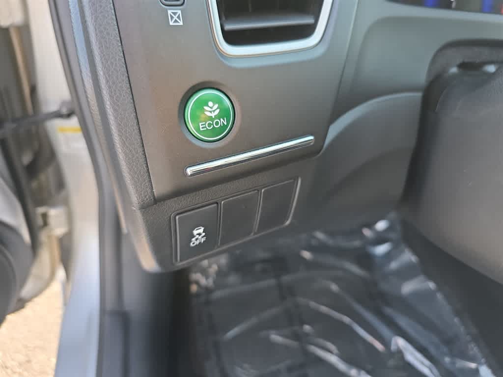 Thumbnail: 2014 Honda Civic - 12