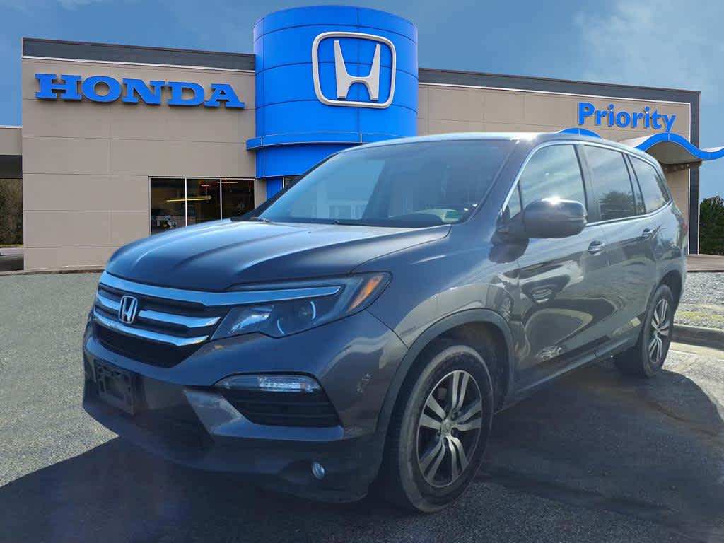 Thumbnail: 2017 Honda Pilot - 1