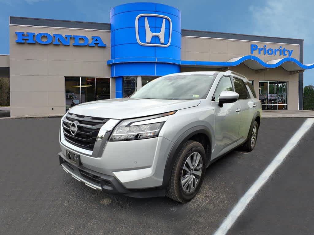 Thumbnail: 2023 Nissan Pathfinder - 1