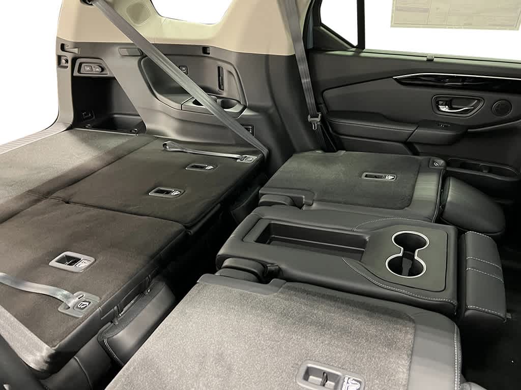 Thumbnail: 2025 Honda Pilot - 38