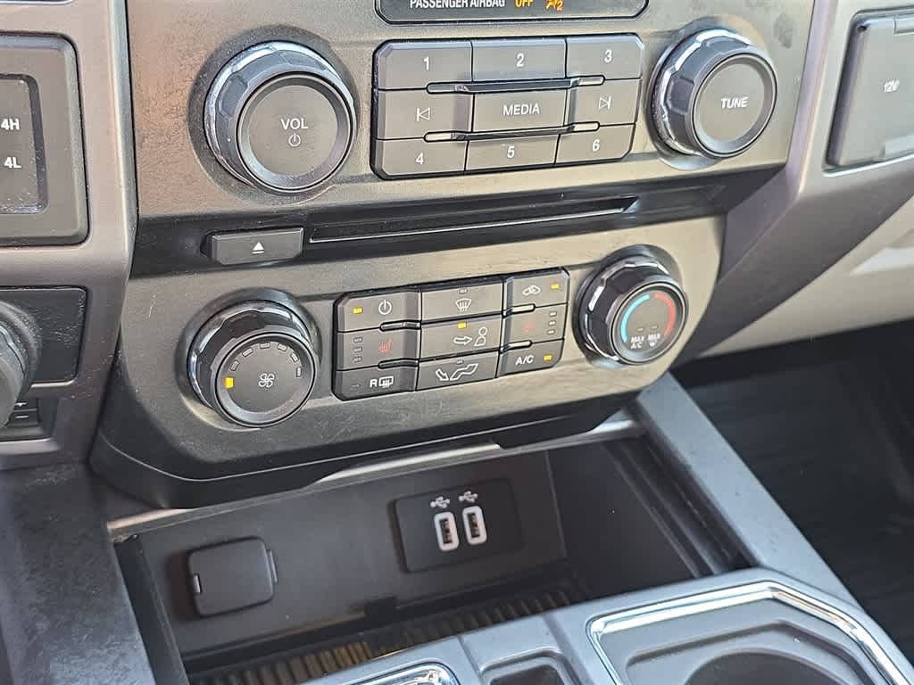 Thumbnail: 2016 Ford F-150 - 22