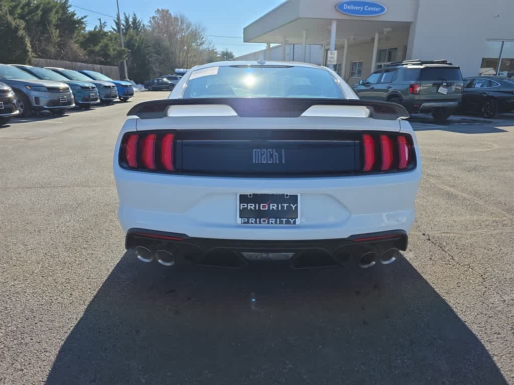 Thumbnail: 2022 Ford Mustang - 9