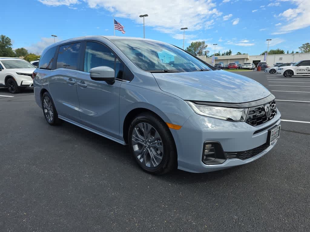 Thumbnail: 2025 Honda Odyssey - 3