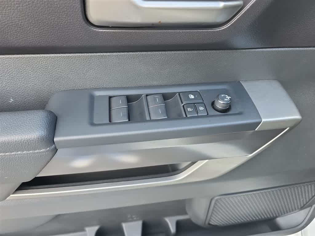 Thumbnail: 2025 Toyota Tundra - 17