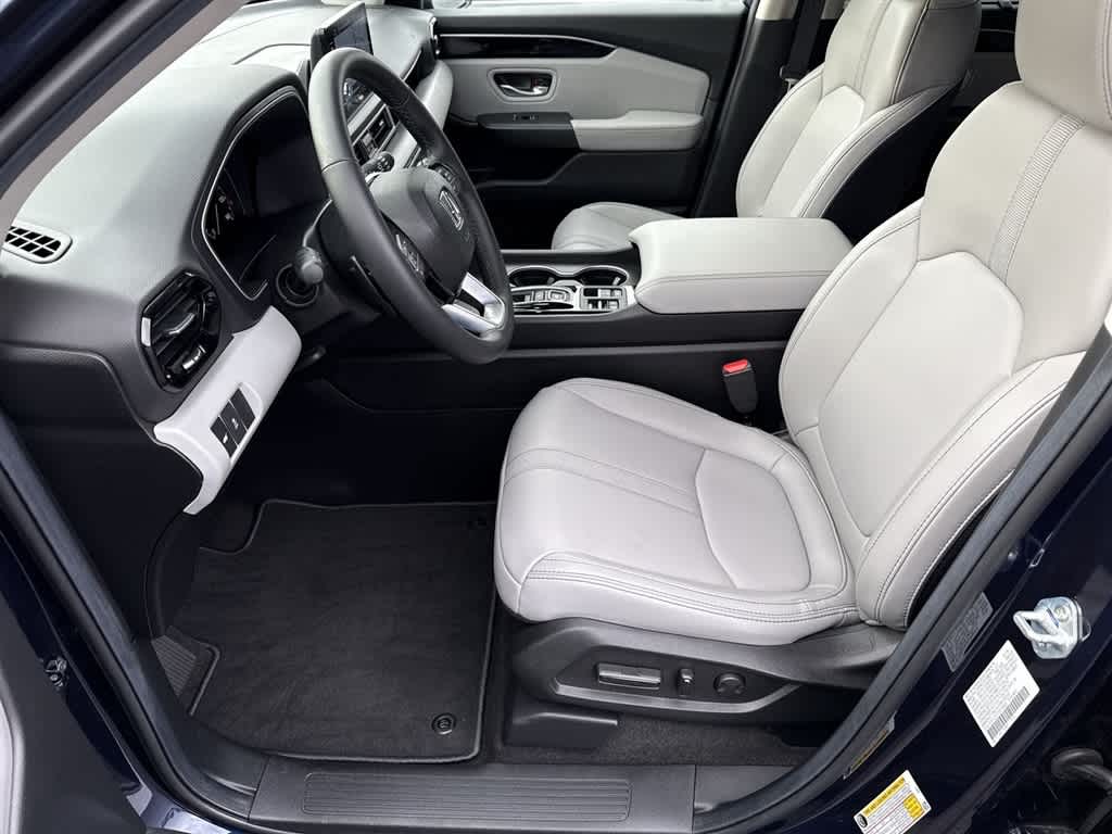 Thumbnail: 2025 Honda Pilot - 17