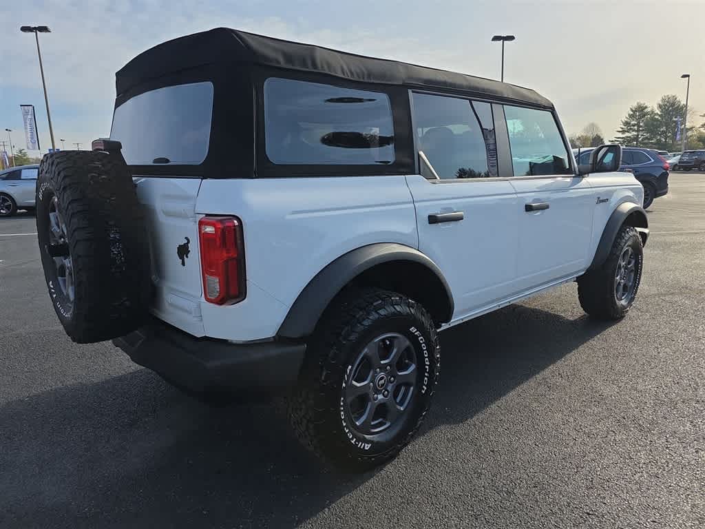 Thumbnail: 2023 Ford Bronco - 11