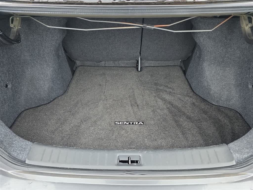 Thumbnail: 2019 Nissan Sentra - 28