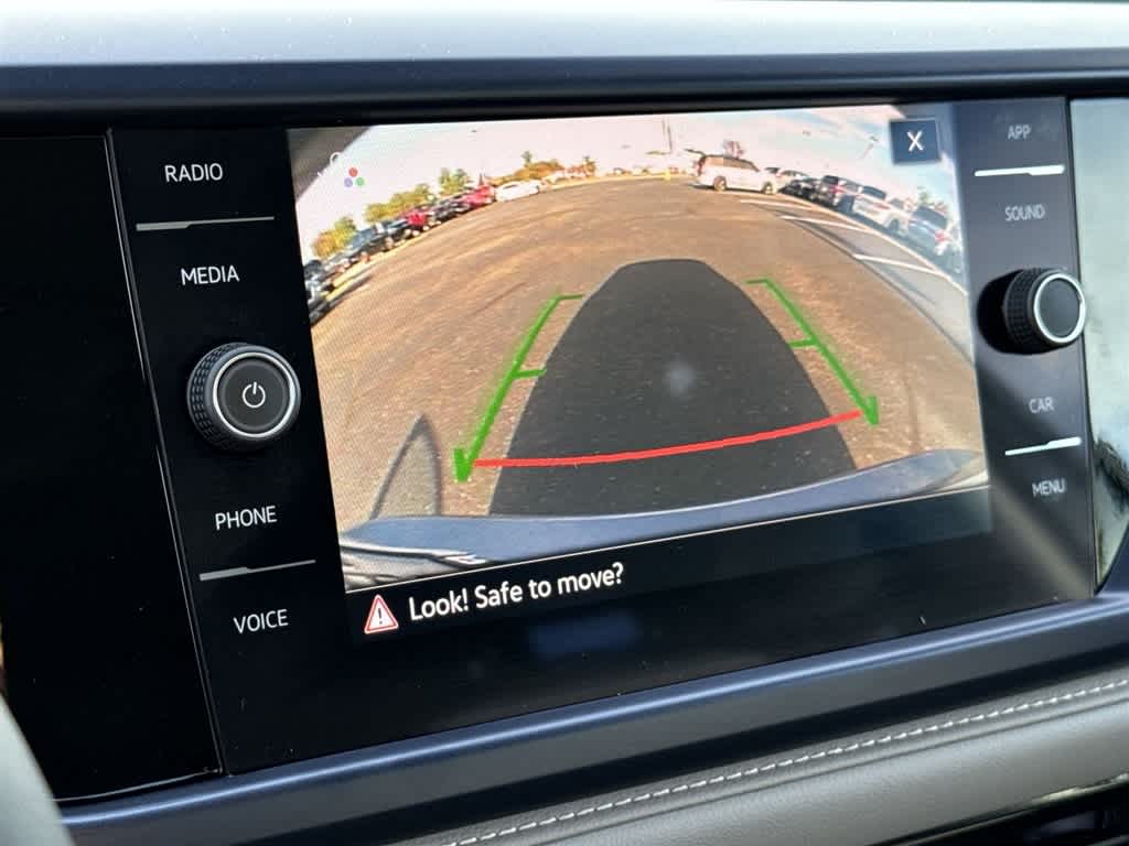 Thumbnail: 2024 Volkswagen Taos - 20