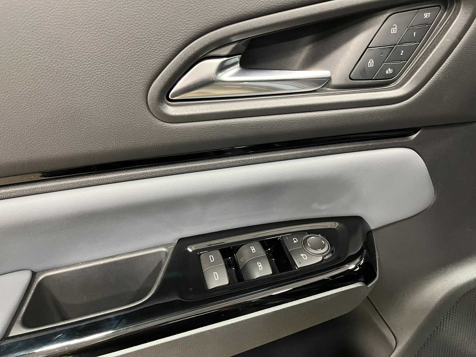 Thumbnail: 2026 Honda Prologue - 15