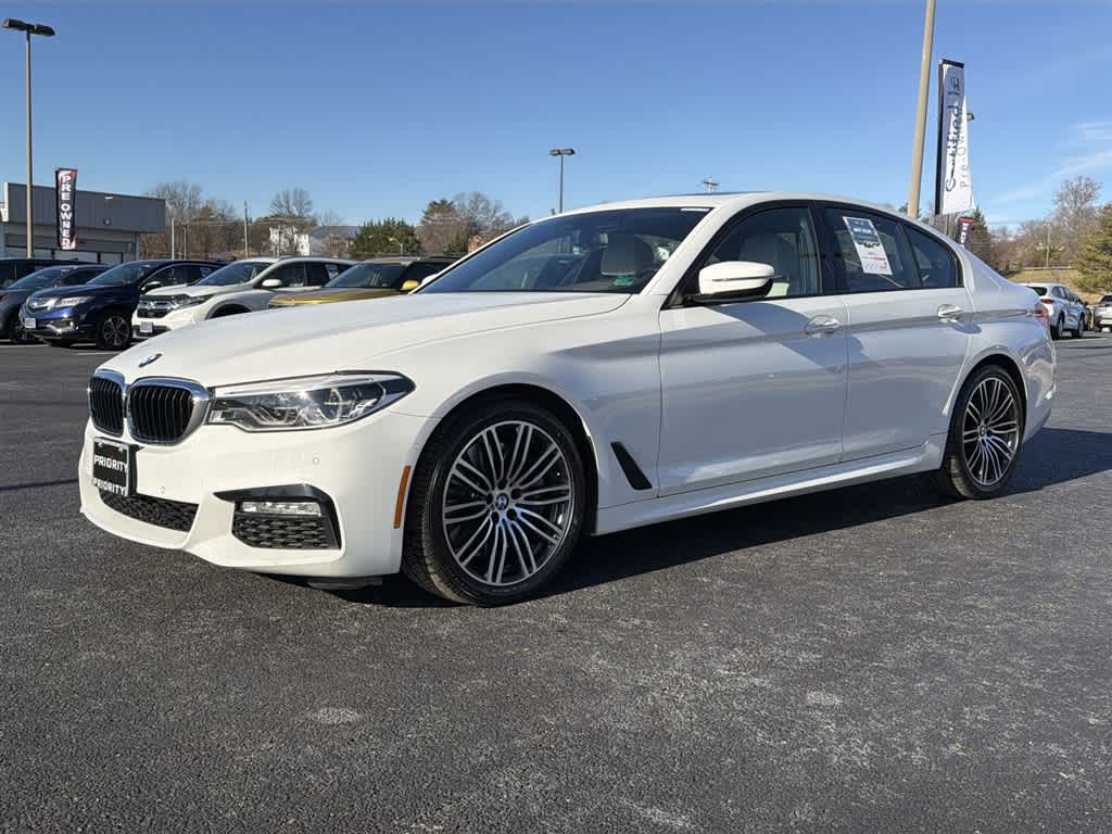 Thumbnail: 2017 BMW 5 Series - 5
