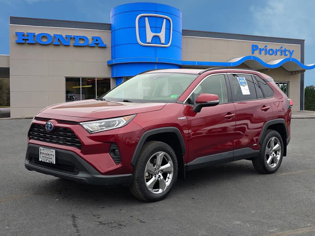 Thumbnail: 2021 Toyota RAV4 - 1