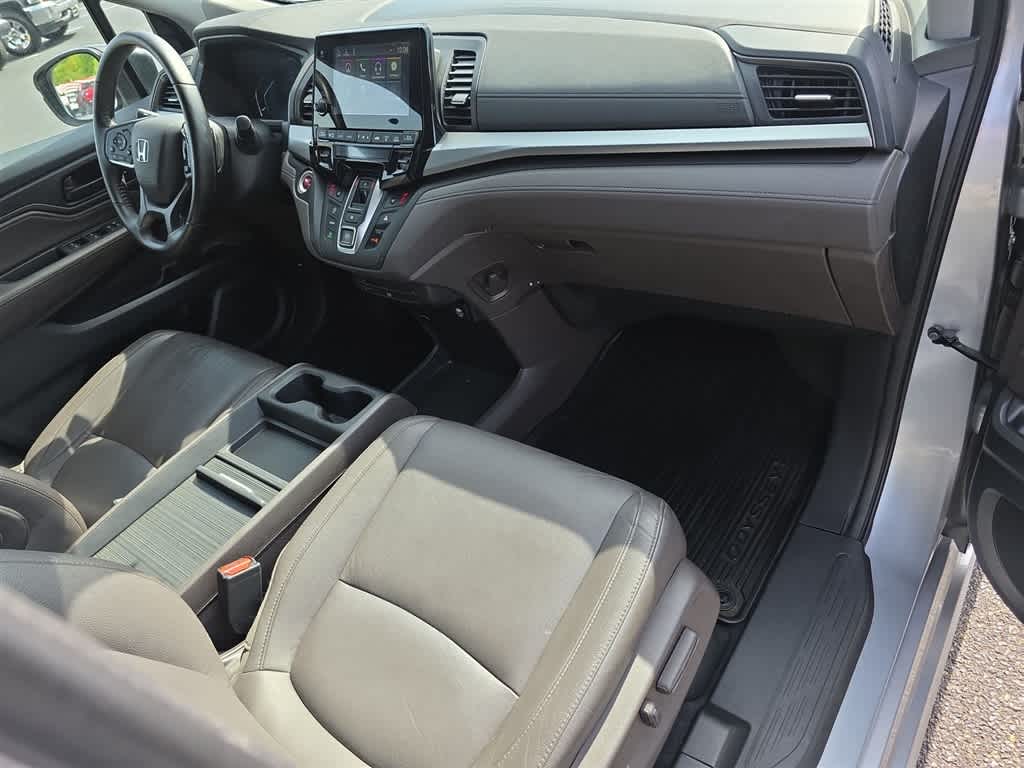 Thumbnail: 2018 Honda Odyssey - 18