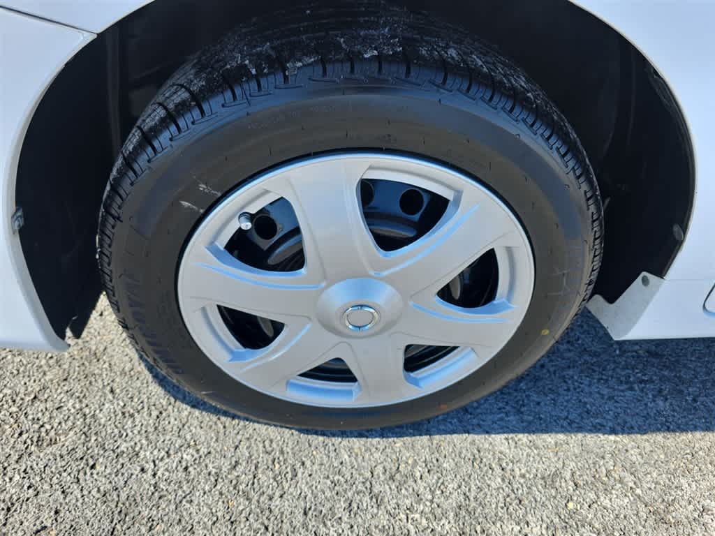 Thumbnail: 2010 Toyota Matrix - 26