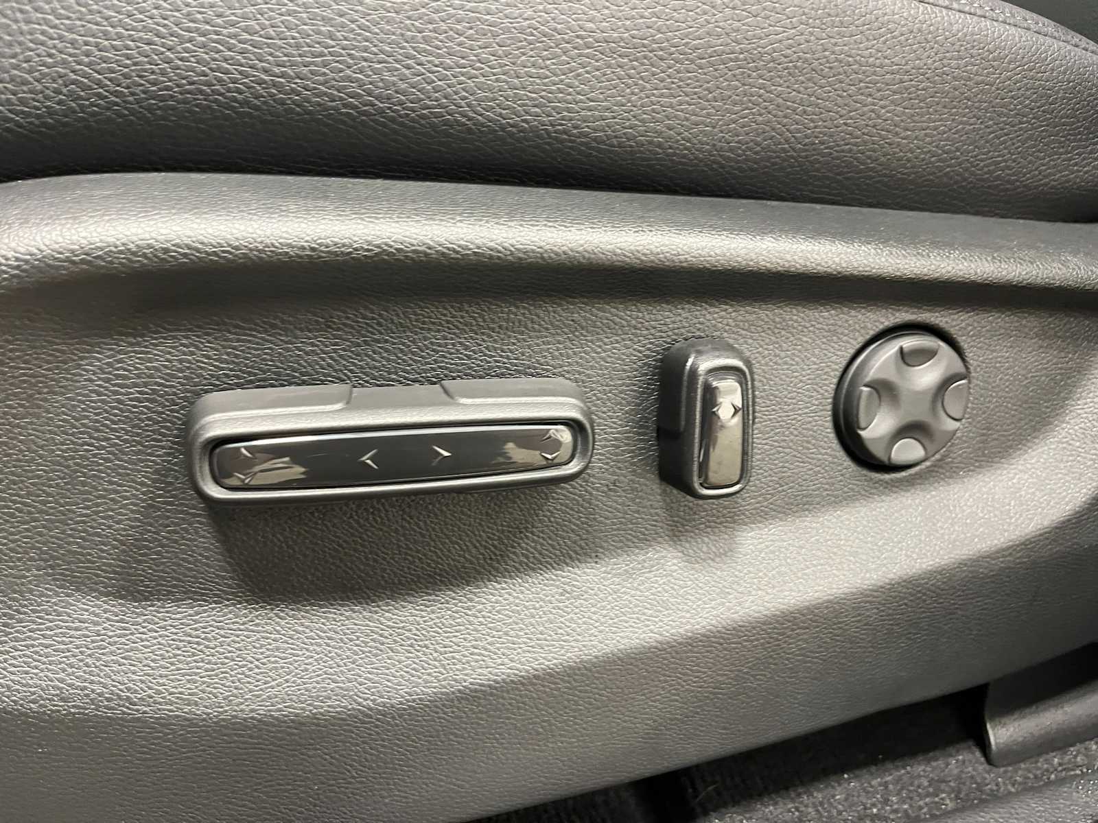 Thumbnail: 2026 Honda Odyssey - 13