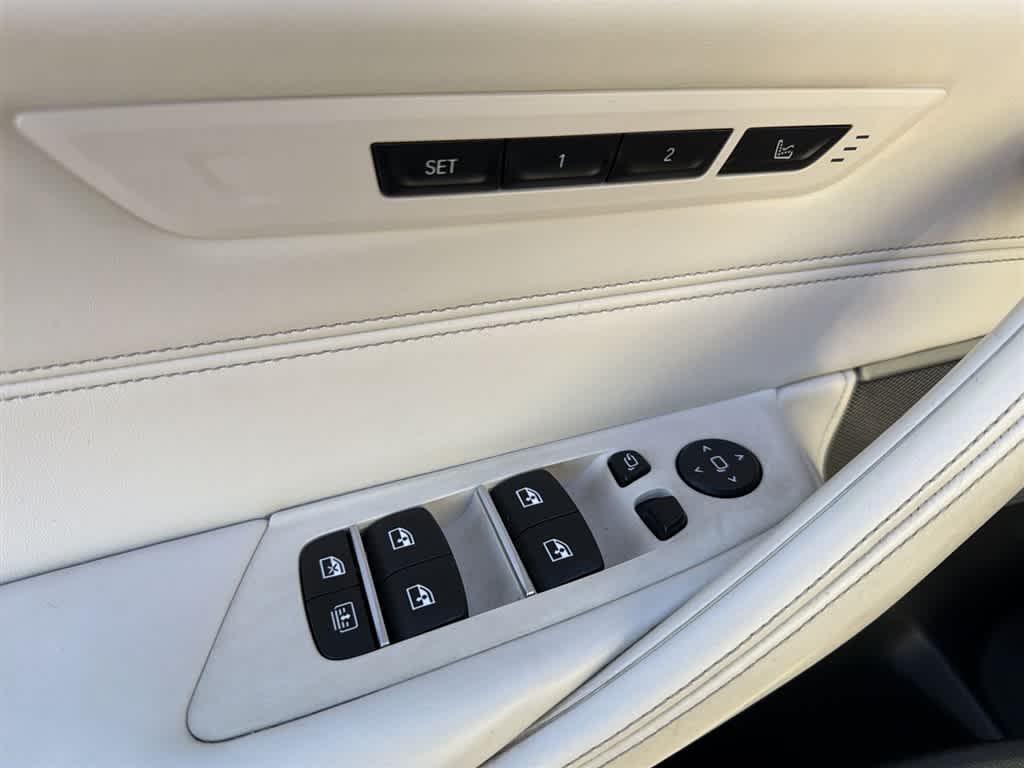 Thumbnail: 2017 BMW 5 Series - 17