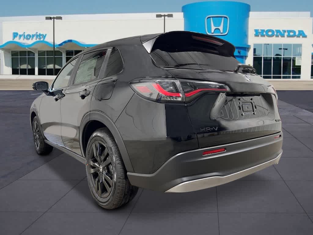 Thumbnail: 2027 Honda HR-V - 3