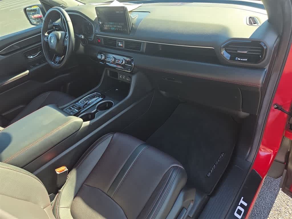 Thumbnail: 2025 Honda Pilot - 12