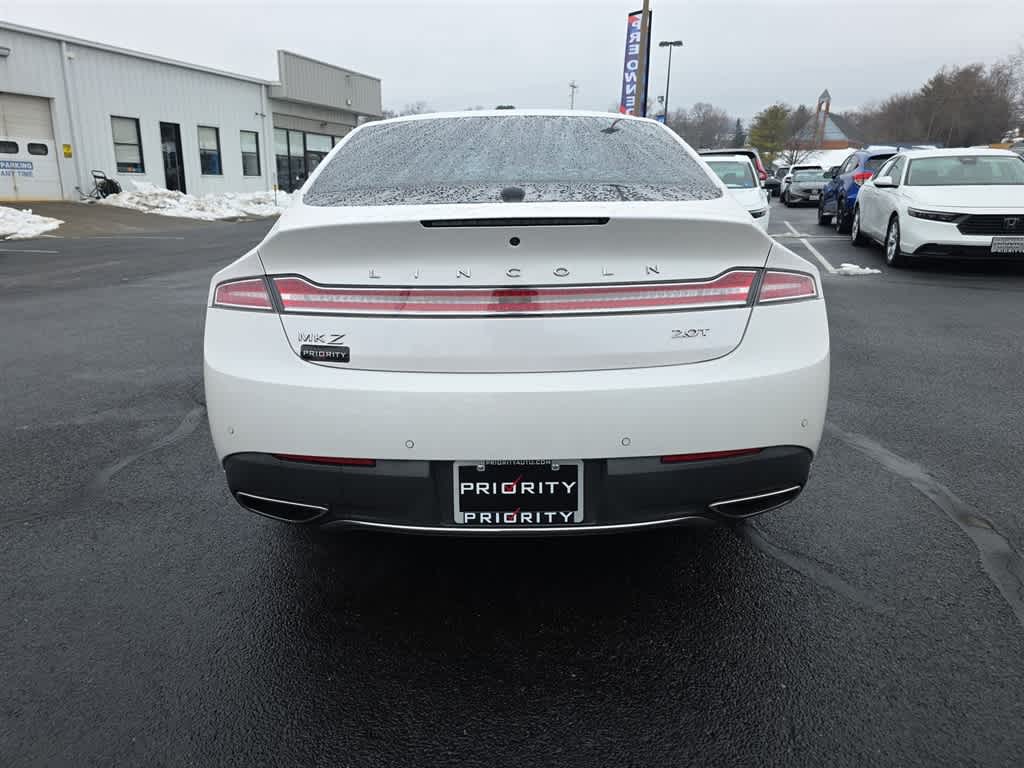 Thumbnail: 2017 Lincoln MKZ - 8