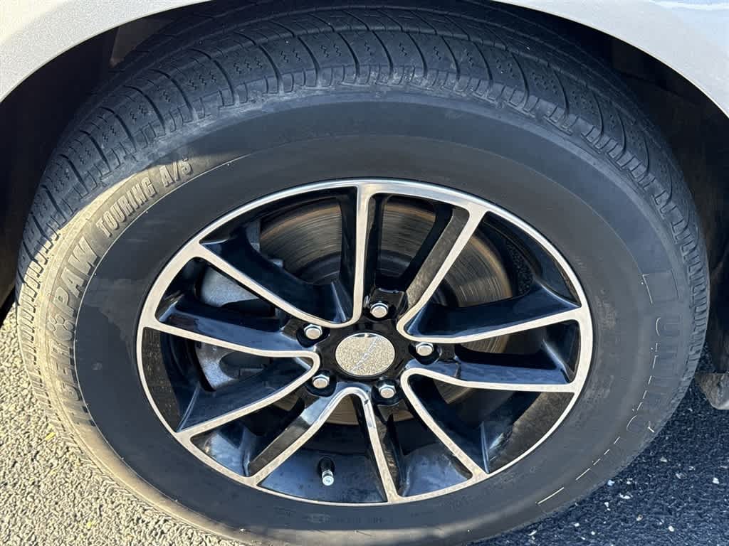 Thumbnail: 2017 Dodge Grand Caravan - 29