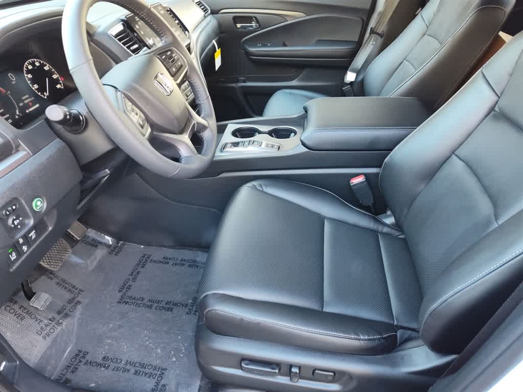 Thumbnail: 2025 Honda Ridgeline - 17